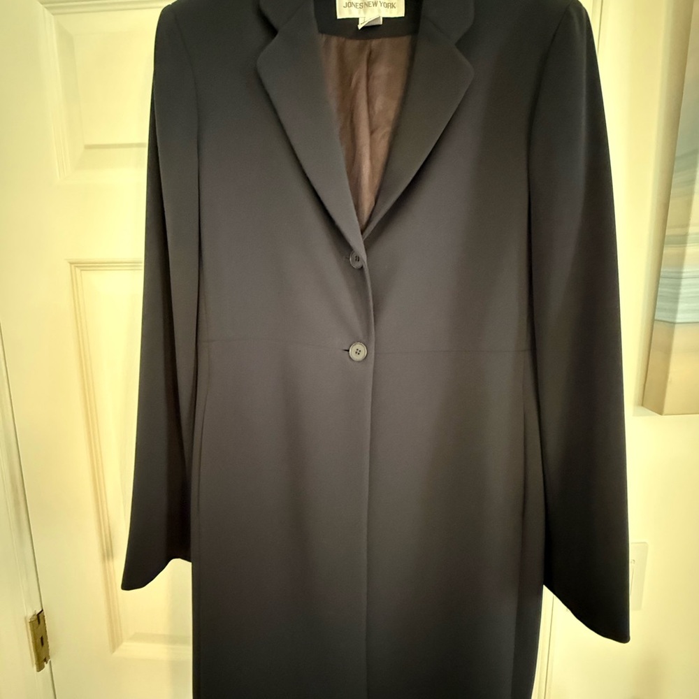 Jones New York Women's black blazer